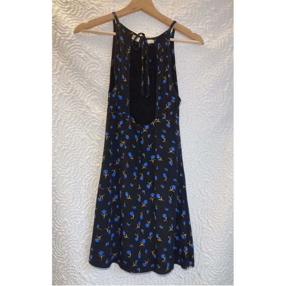 Urban Outfitters UO Mabel Black Blue Floral High-Neck Empire Mini Dress Size 0